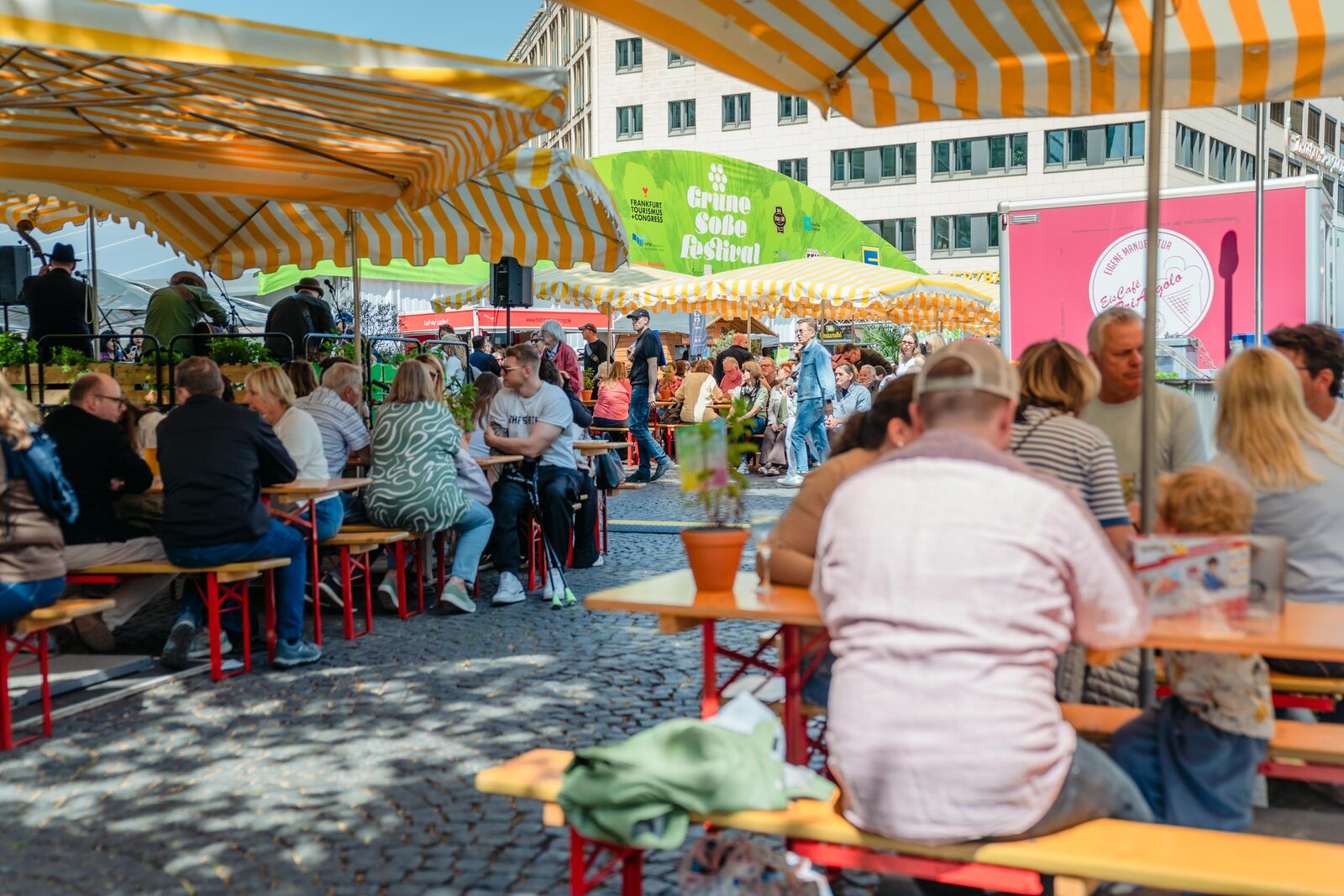 Marktstimmung auf dem Roßmarkt